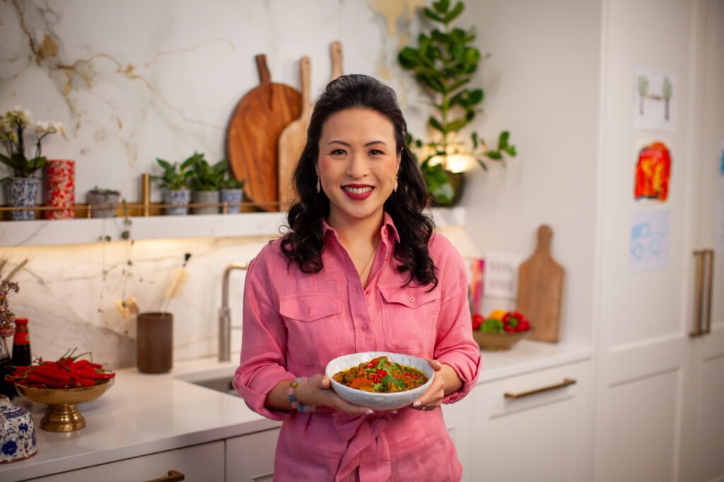 Eva Pau’s Asian Kitchen Season 1 Episode 5 – Chinese Takeaway Classics